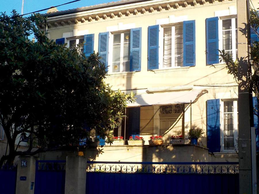 Tombe La Nefle Bed & Breakfast Avinyon Dış mekan fotoğraf